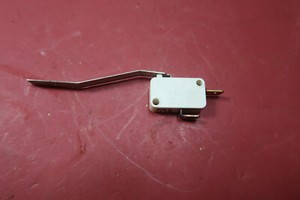 Original Mikroschalter Wasser, AEG Zanussi 1258513165 Bitron Type S16