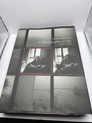 A PHOTOGRAPHER'S LIFE 1990-2005  hc  Annie Leibovitz  2006