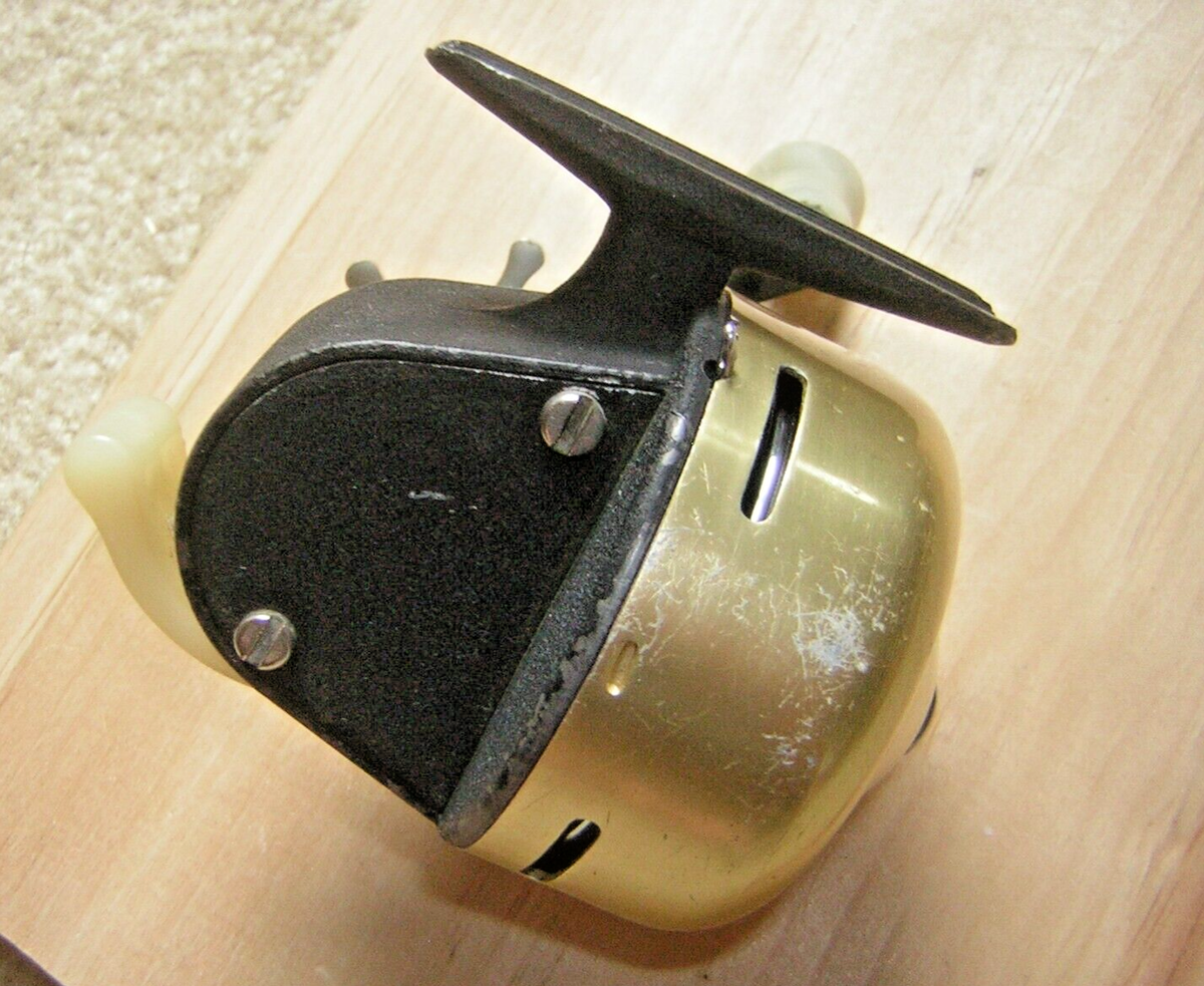 アブマチック40 Vintage/RARE ABU GARCIA ABUMATIC MODEL 40 SPINCAST FISHING