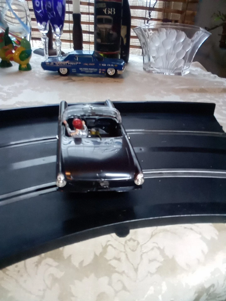 Винтажная трассовая автомодель Monogram 1/24 56 футов T-Bird - Изображение 4 из 4