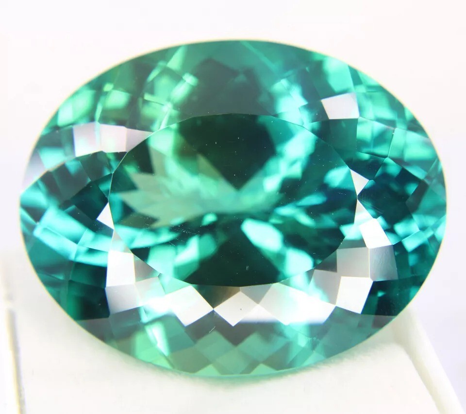 Natural 10.00 Ct Certified Flawless Green Sapphire Oval Cut Loose Gemstone