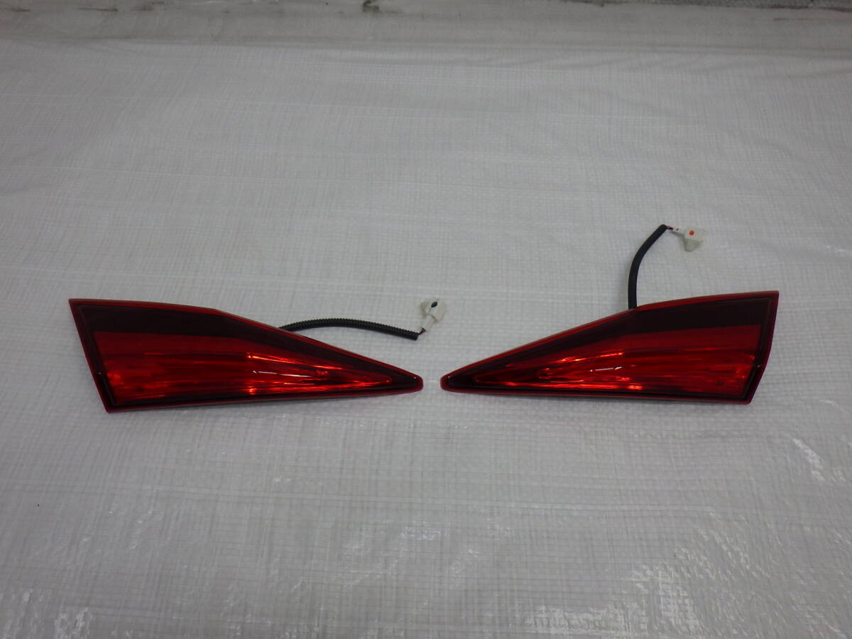 美品　シビック　FC1　LED　テールライト　左側　スタンレー　W2368 美品 シビック FC1 LED テールライト 左側 スタンレー W2368