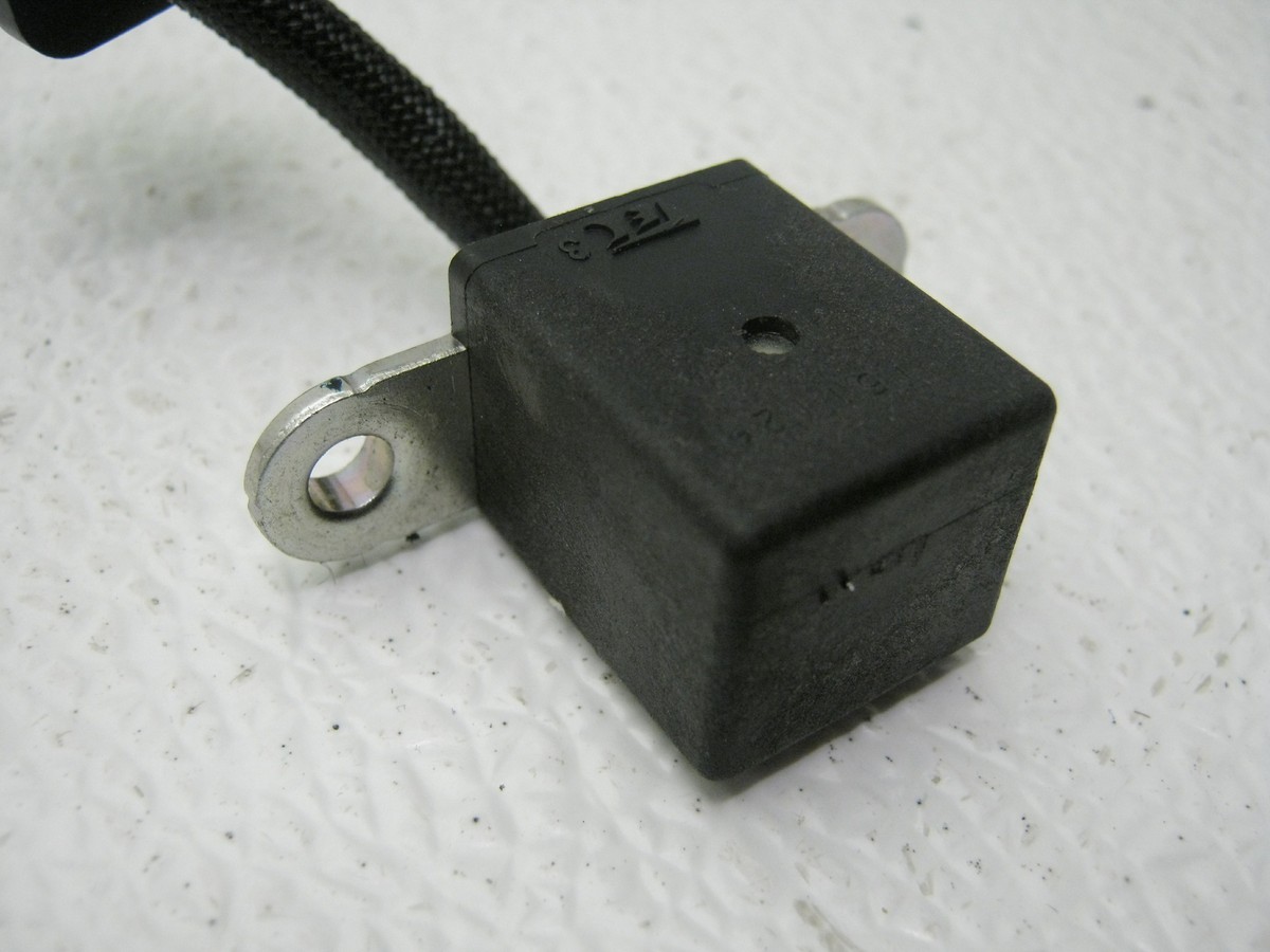 Kawasaki Z 800 ZR800 ABS #B259 Crank Position Sensor w/ Wheel | eBay