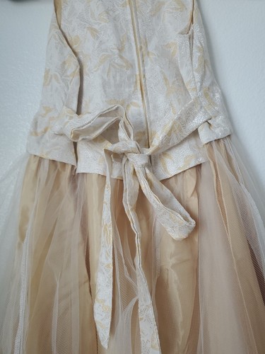 Angela Girls Formal Party Sleeveless Golden Color 10 Made In USA U.S.A NWOT - Picture 16 of 17