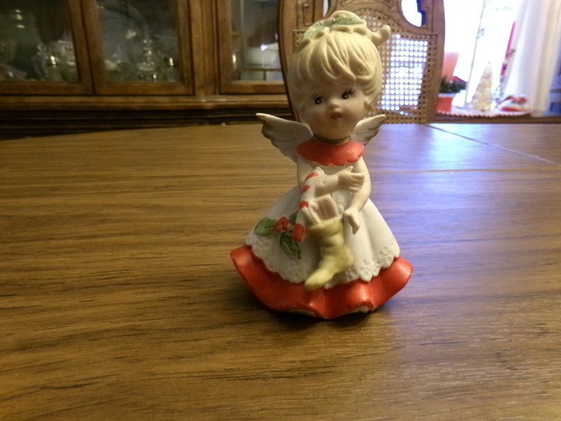 Vintage Homco Christmas Angel Stocking/Candy Cane Figurine 4.5 Inch