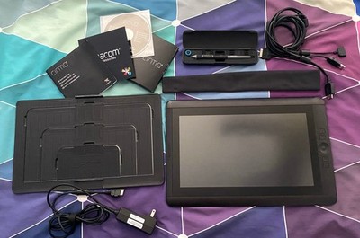 Wacom CINTIQ 13HD Graphics Tablet - Black