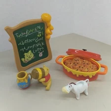 Winnie the Pooh Creamy Honey Cafe Model Store s Pride Chelsea Pans Re Ment