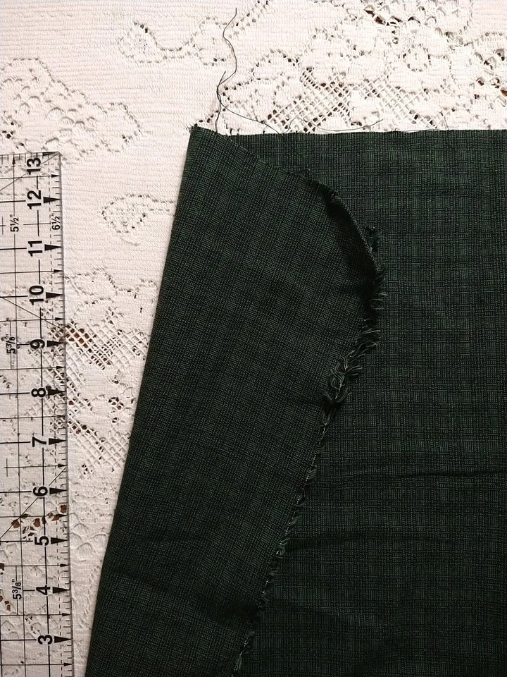 REMNANT Dark Green Homespun Style Cotton Fabric 13x23" Basket Weave Design - Image 4 of 4