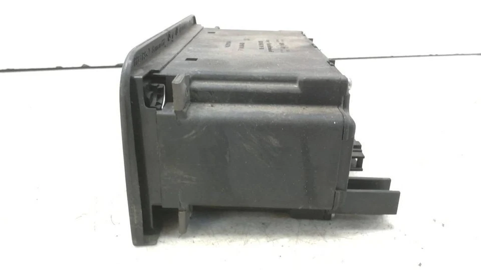 Volkswagen Golf III MK3 1996 1.9TDI Climate control unit 5HB00679710 1H0907044A - Image 4 of 4