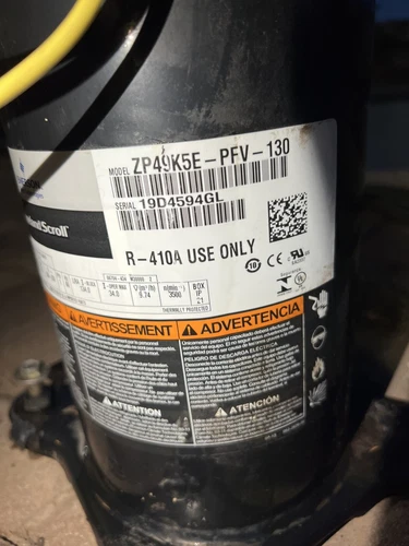 COPELAND SCROLL COMPRESSOR model ZP49K5E - PFV - 130 year 2020 -220v single ph