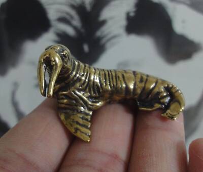Vintage Style Solid Brass Casting Cute Walrus Animal Statue for Home Decor