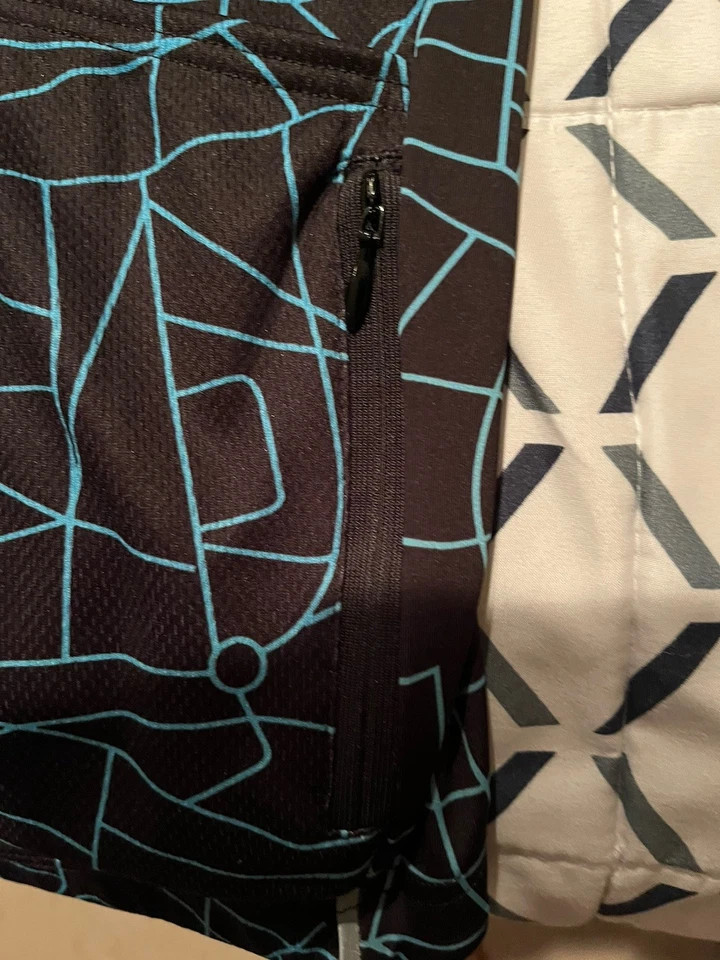 Gore Cycling Jersey Men’s Small - Image 4 of 4