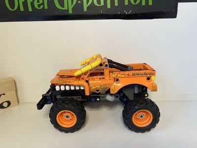 LEGO TECHNIC: Monster Jam El Toro Loco (42135)