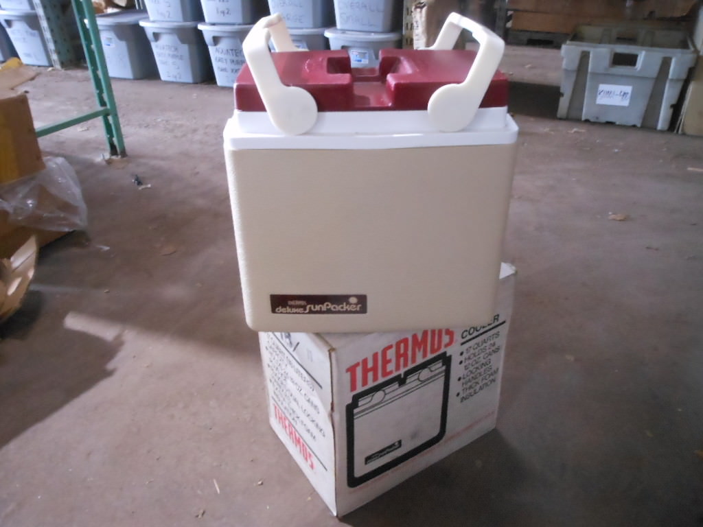 NOS Vintage Made in USA Thermos Deluxe SunPacker Sun Packer 4 Gallon