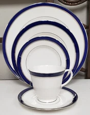 Royal Worcester HOWARD COBALT (Platinum) 5 Piece Place Set Never Used BRAND NEW