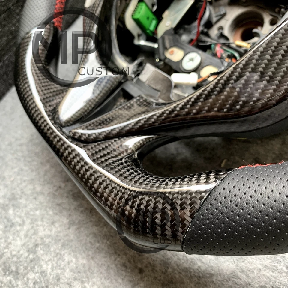 Volante de fibra de carbono personalizado apto para Honda Accord cupé 2008-2012 Foto 2 de 2