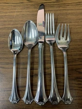 Reed & Barton COUNTRY FRENCH 5pc place set 18/8 Glossy Silverware BRAND NEW