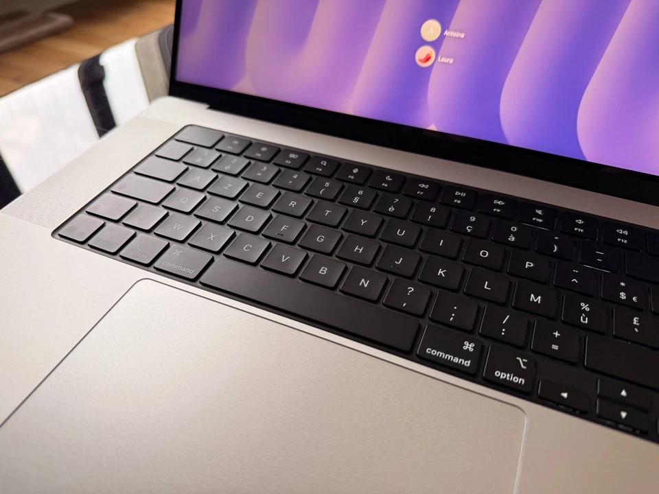 Apple MacBook Pro 16" M2 Pro · 32GB · 512GB, photo 3 sur 5