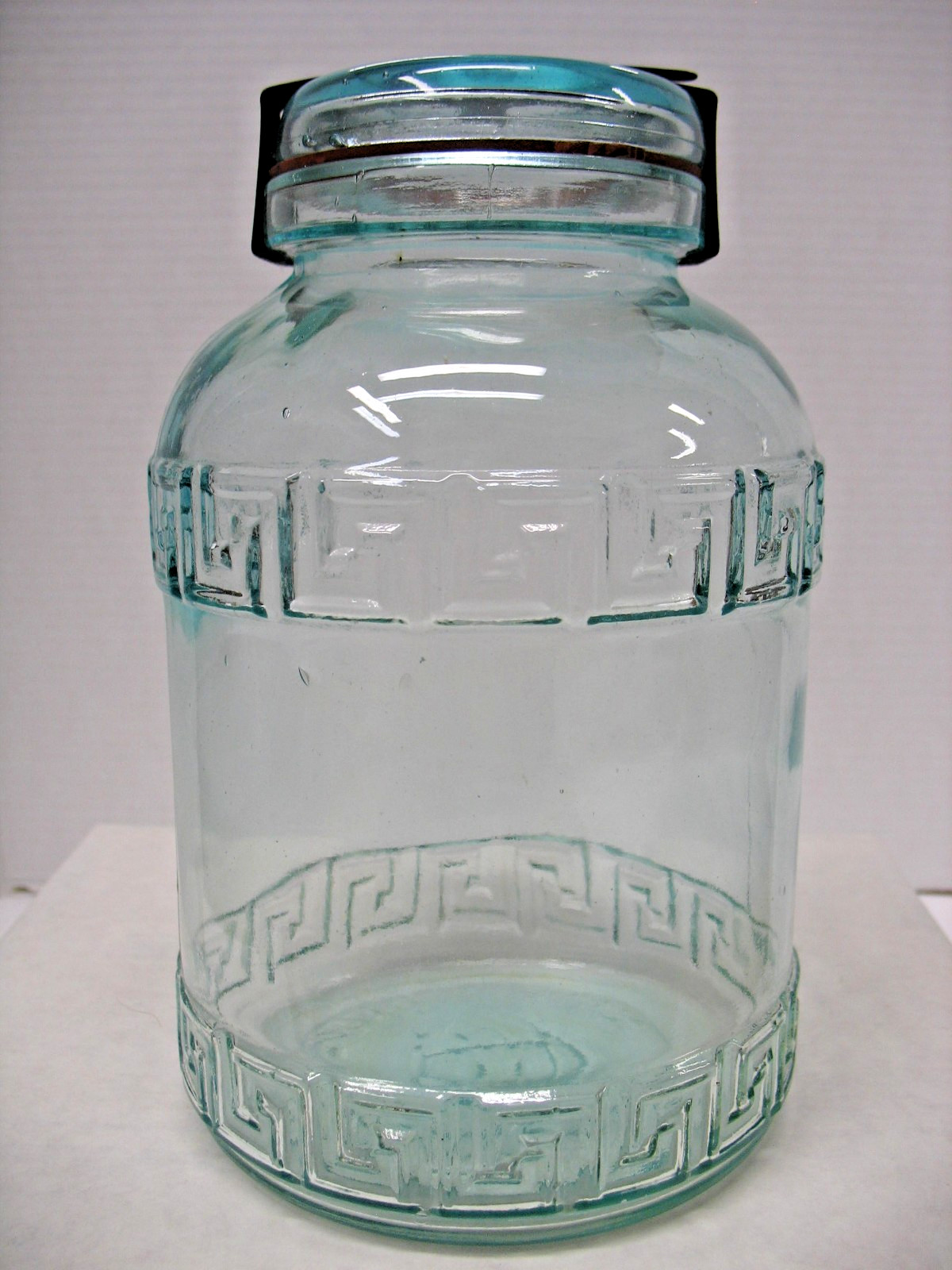 SAFETY VALVE GREEK KEY DESIGN FRUIT JAR WITH CLOSURE
