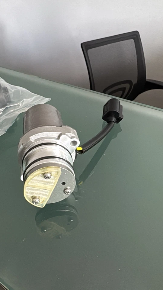 VAICO V48-0526 Clutch Pump Repair Kit fits LR075763 Land Rover Evoque Velar - Image 3 of 4