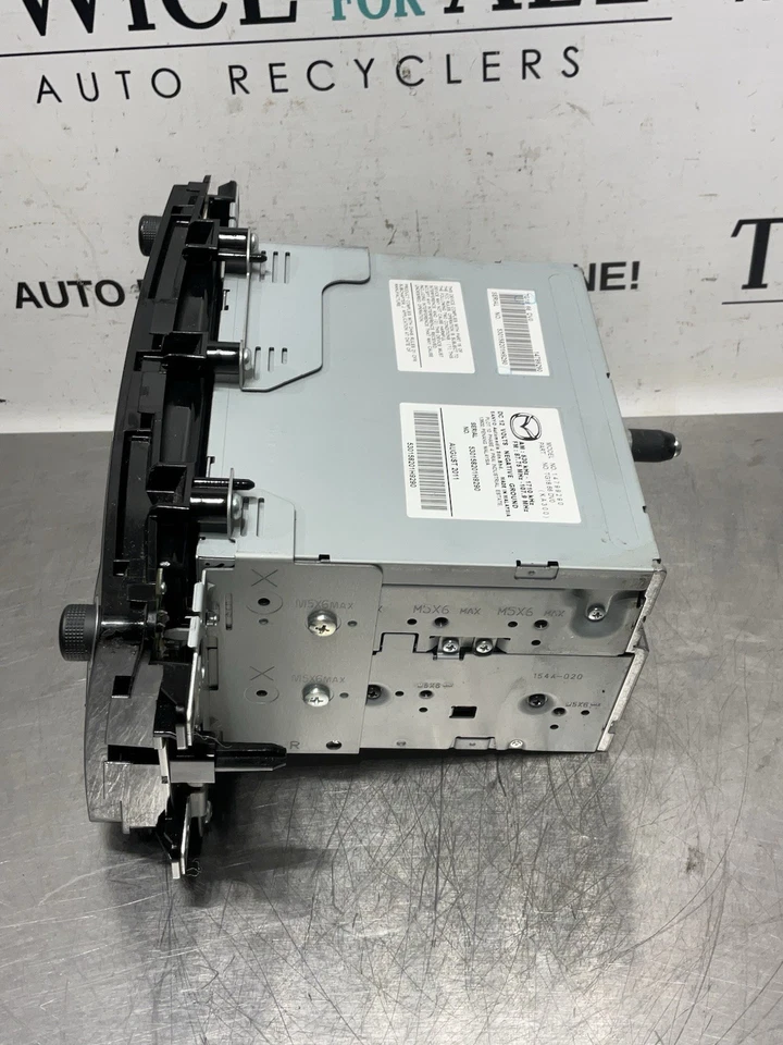 2011-2012 MAZDA CX-9 NAVIGATION SCREEN DISPLAY RADIO RECEIVER OEM TG18 66 DV0 - Image 4 of 4