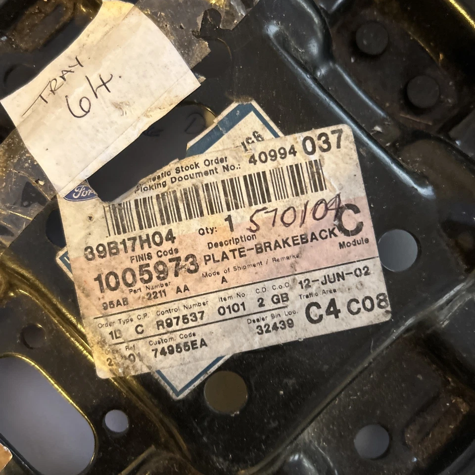 Ford Escort 97 Rear Brake Disc Plate New Genuine 1005973 QTY 1 - Image 2 of 3