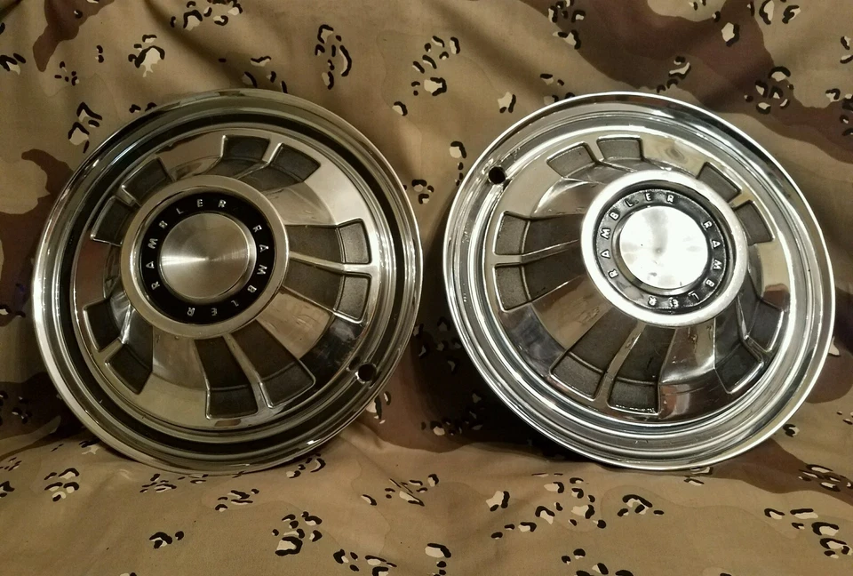 Juego de 2 tapacubos AMC Rebel Rambler American 1967 1968 OEM Foto 3 de 4
