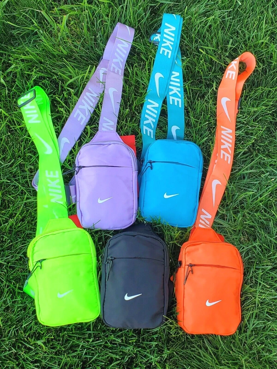 Hypura College Backpacks Nike Backpacks Bag, Size/Dimension: 3 Compartment  at Rs 499/piece in Nagpur