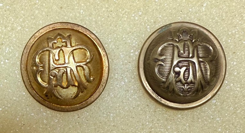 Nice GAR Button VN-5 & Rare Button Cover VN-14