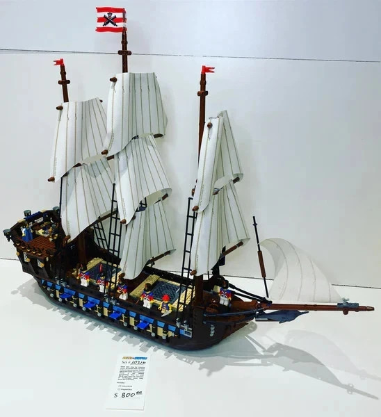 Imperial Flagship #10210 Building Blocks Set 1664 PCS