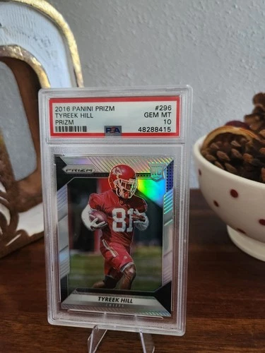 2016 Prizm Tyreek Hill Silver PSA 10 (RC)