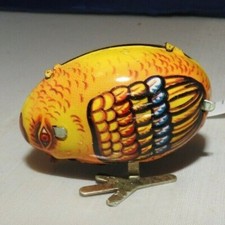 Vintage Wind Up Tin or metal pecking Chicken, Made in China