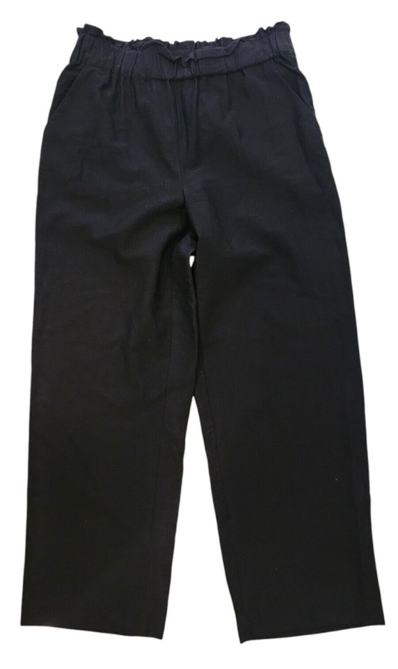 Women's size 10 black cropped pants made by Piper