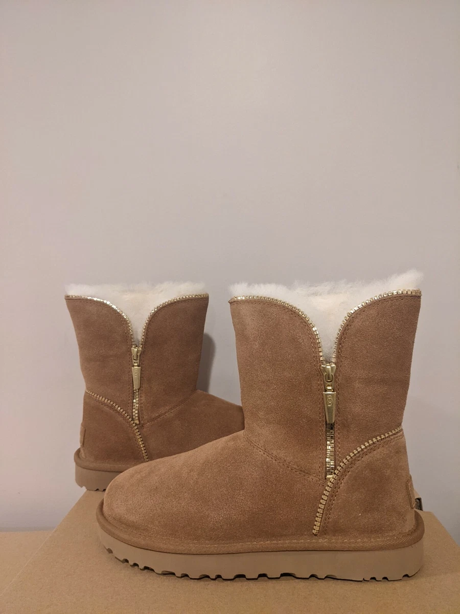 Ugg Australia Women s Florence Boot Size 10 NIB