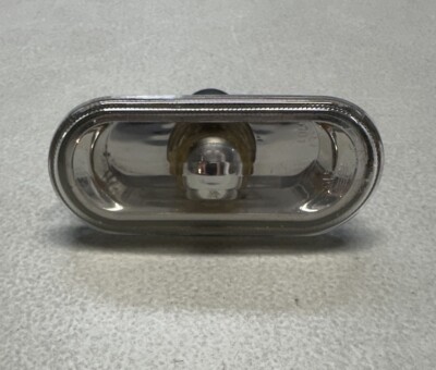 Marc Point シルク キャスケット 968533 マークポイント Volkswagen VW Front Side Marker Clear Lens Fender Light Lamp OEM
