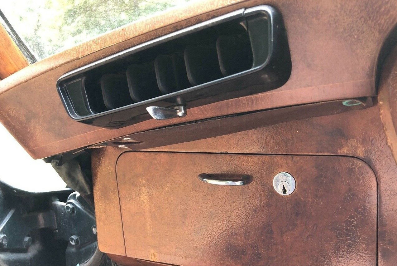 ROLLS ROYCE PHANTOM V, CLOUD, BENTLEY, VENT. WORLDS LARGEST USED PARTS INVENTORY