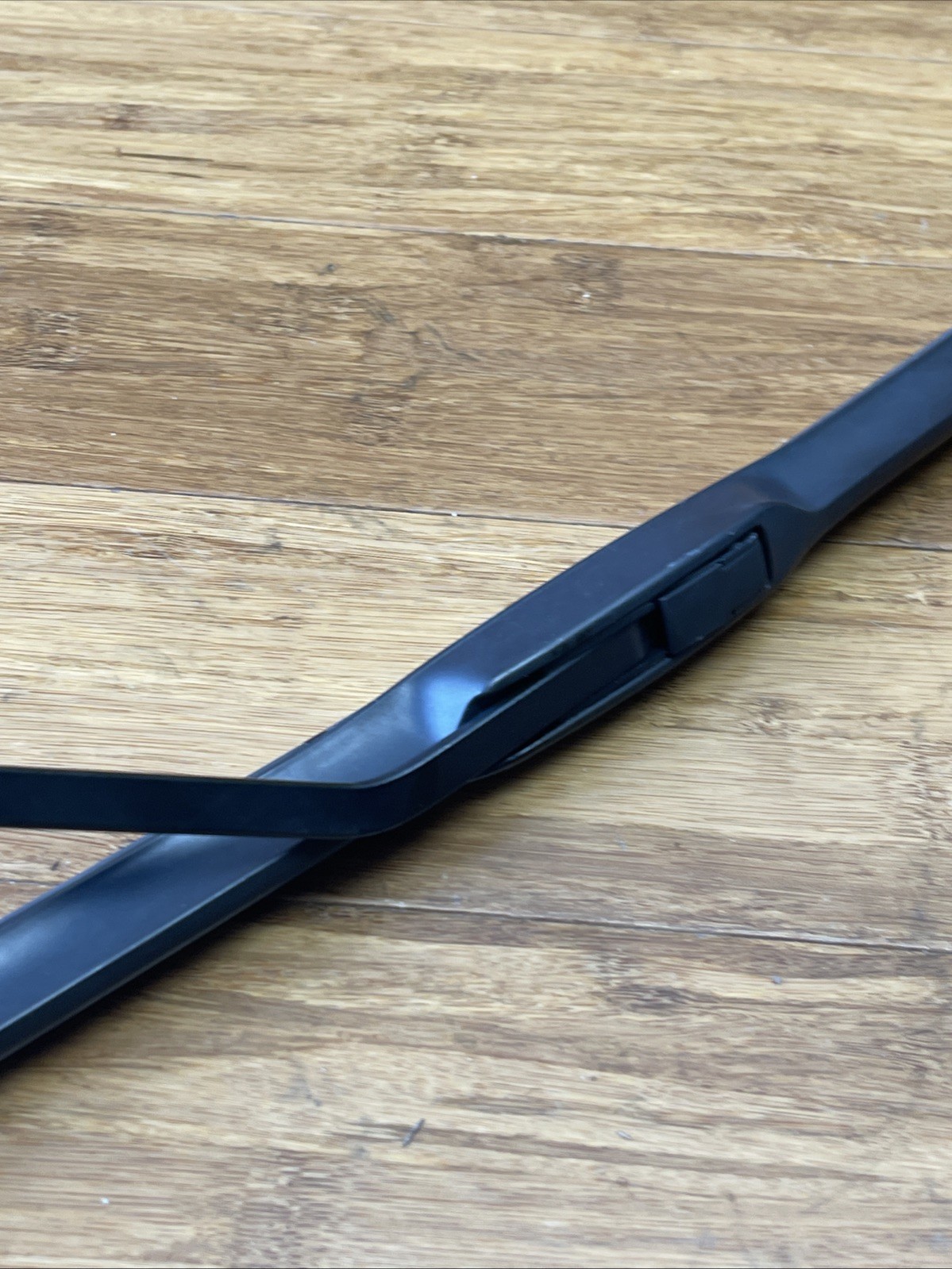 2017-2024 Ferrari Portofino Left Side Windshield Wiper Arm W/ Blade 80840800 OEM
