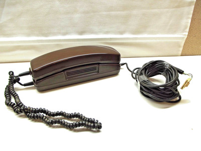 Dallas Telefon Post in BRAUN 80er Jahre mit  Meter Schnur  Vintage. NACHLASS