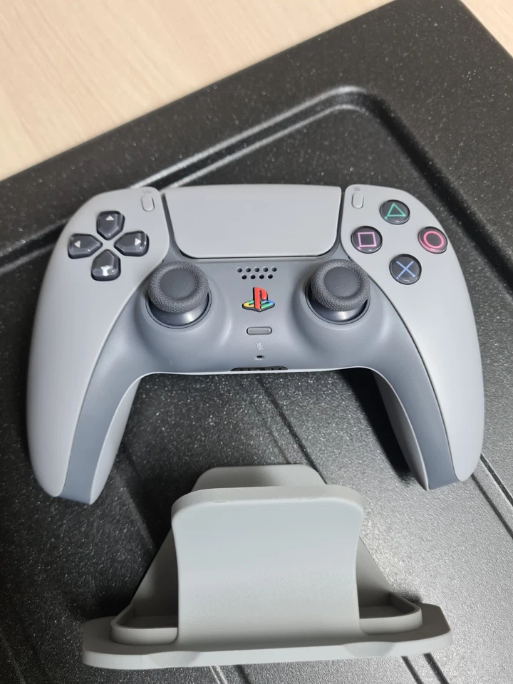 PS5 Wireless Controller 30th Anniversary mit Halterung, TMR Stick - Bild 3 von 4