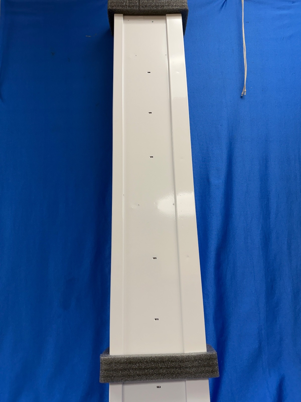 Cadet EBHN1000-1W Hydronic Baseboard Heater 1000W 120V White New, Open Box