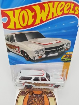 2026 Hot Wheels '70 Chevelle SS Wagon #110 White | eBay