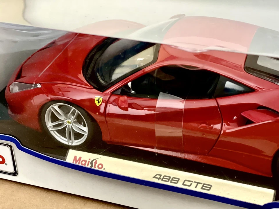 Maisto #46629 Ferrari 488 GTB, 1/18, BNIB! *Rare* - Image 4 of 4