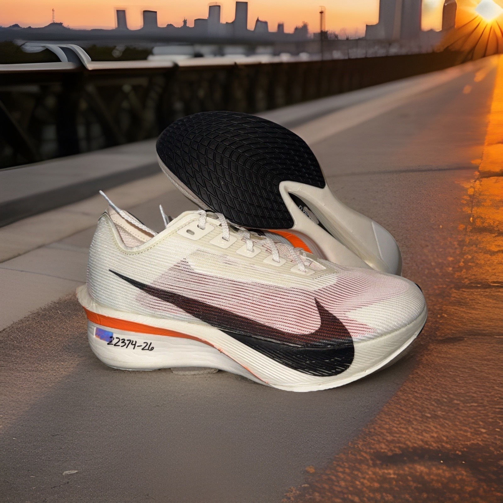 Nike ZoomX Vaporfly Next% 4 Size 8.5 Women’s Sail Orange Running Shoe HF6411-100