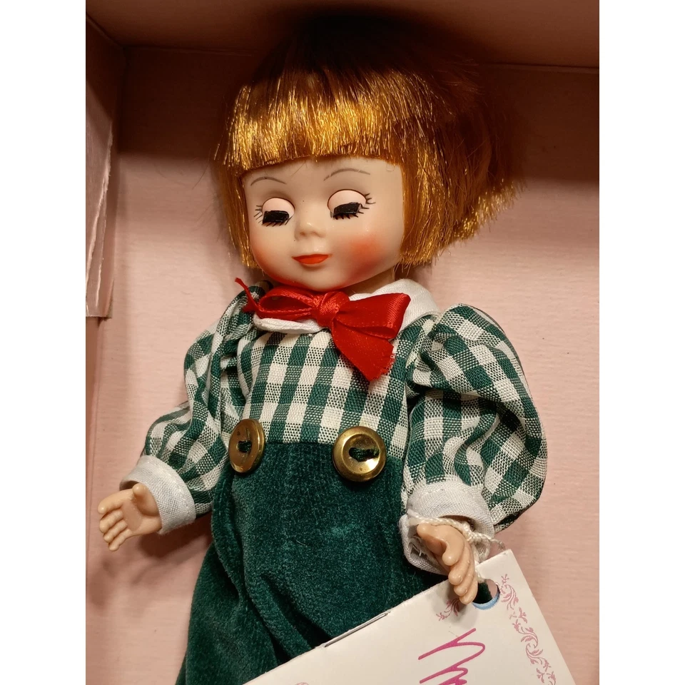 Vitrina miniatura de muñeca vintage Madame Alexander Tommy Littlemouse #444 Foto 4 de 4