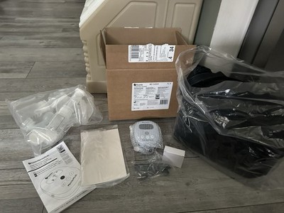 Ameda Mya Joy Plus Double Electric Breast Pump With Large Carry Tote NEW!