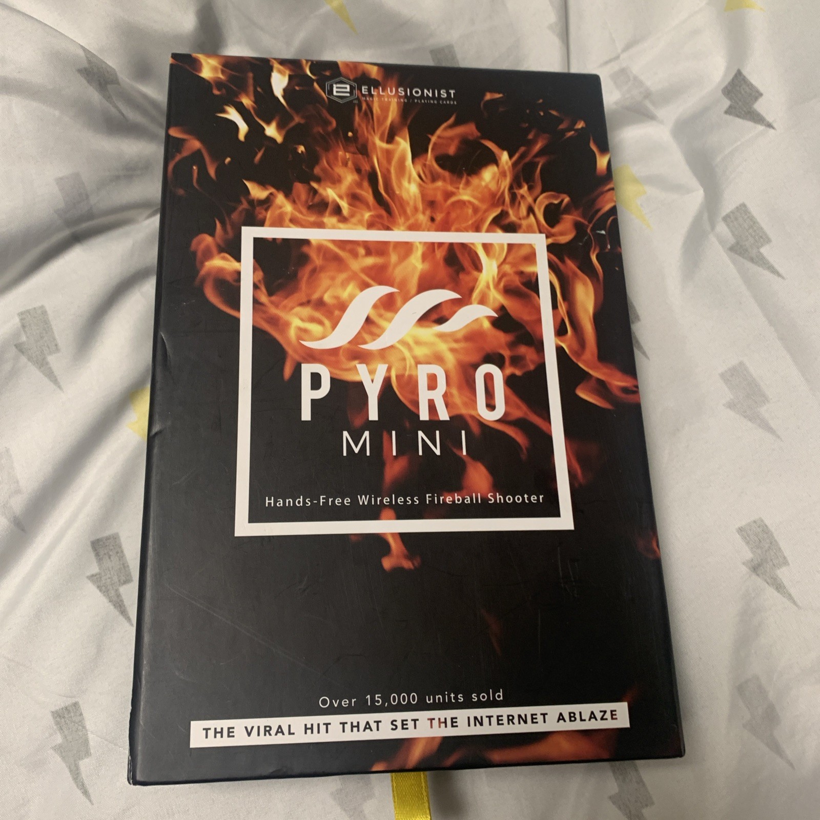 Ellusionist Pyro Mini V Wireless Fireball Shooter Hands-Free
