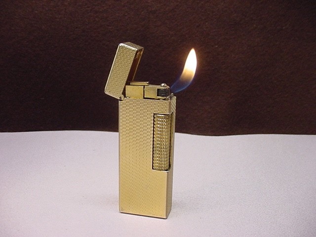 Pipe & Cigar Flame   Rare Gold Pattern     Stunning !