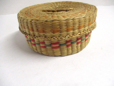 Woven Grass Lidded Basket Red Green Rattan W Handle Desk Top Storage Small 4''