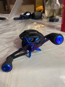 新品未使用 Piscifun chaos 40右ハンドル 新品未使用 Piscifun chaos