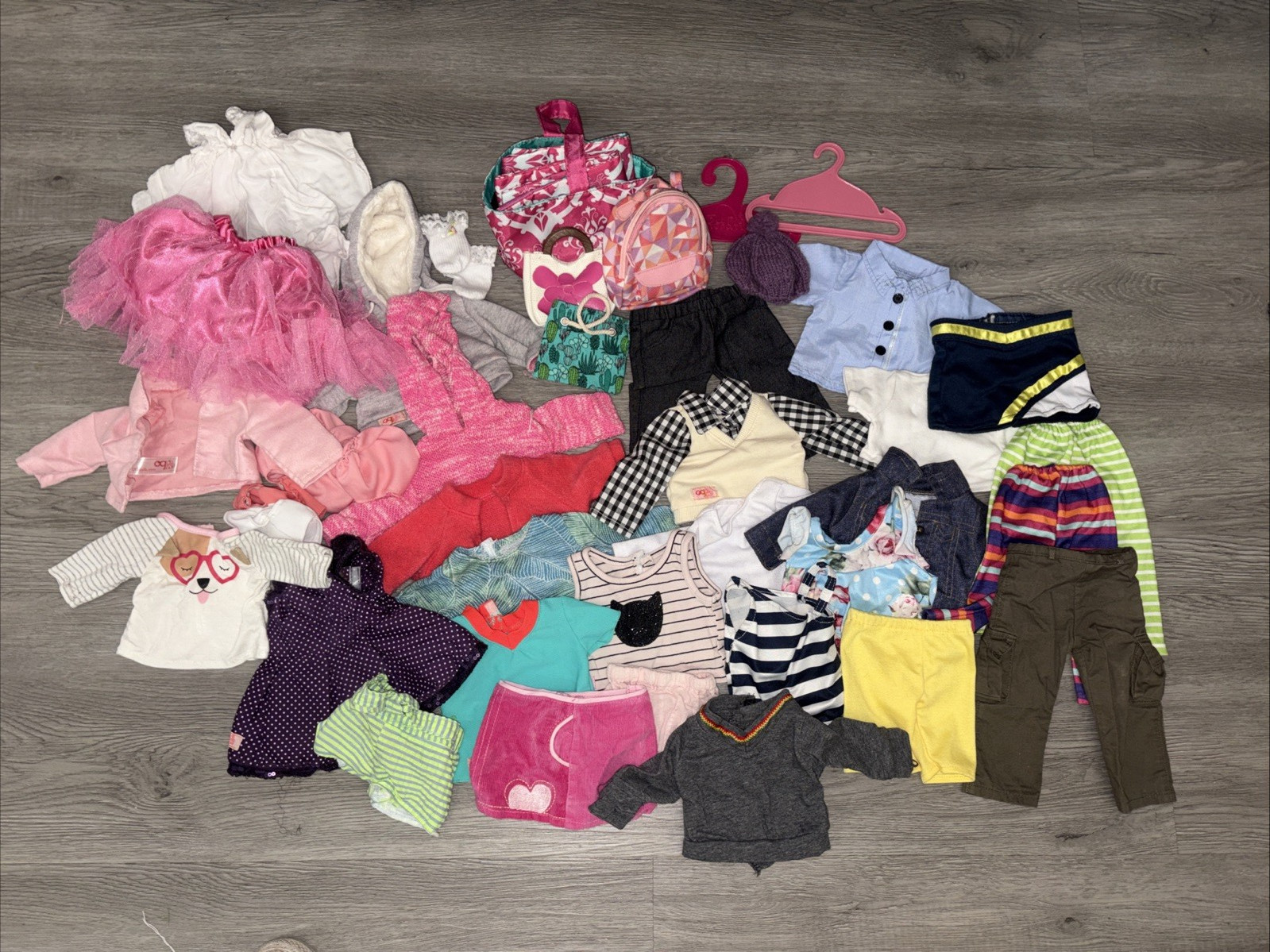18" Inch Doll Clothes: Battat OUR GENERATION DOLL CLOTHES - LARGE LOT # 209